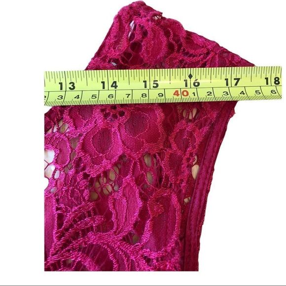 LECHATEAU Red Lace Dress EUC - Picture 4 of 7